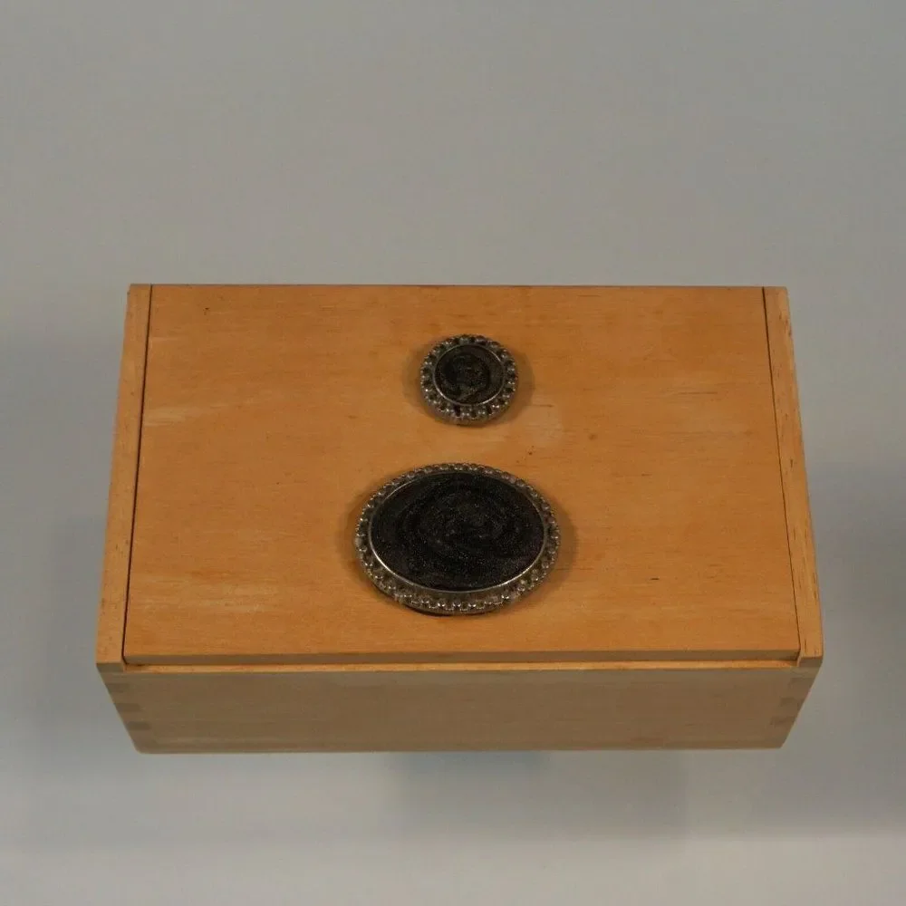 N/A decorative wooden