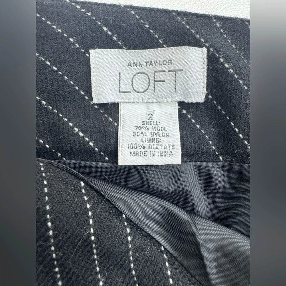 VTG Ann Taylor Loft Wool Blend Chevron Striped Lined Pencil Skirt Womens Size 2