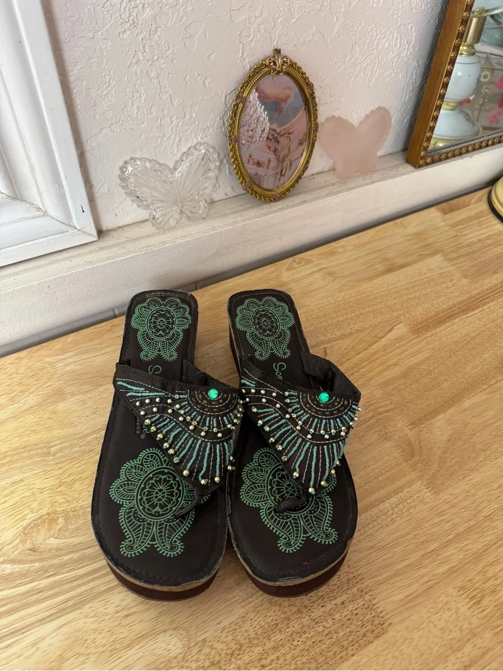 Skechers embellished platform