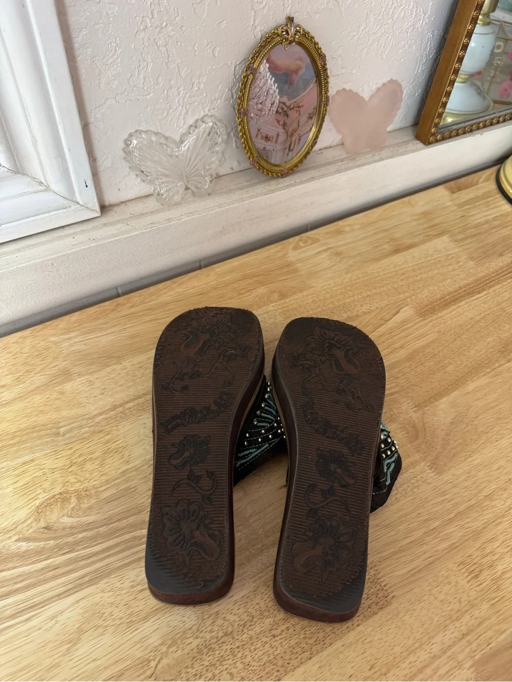 Skechers embellished platform