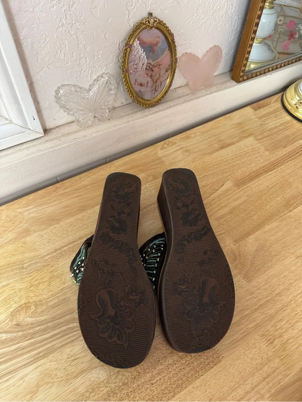 Skechers embellished platform