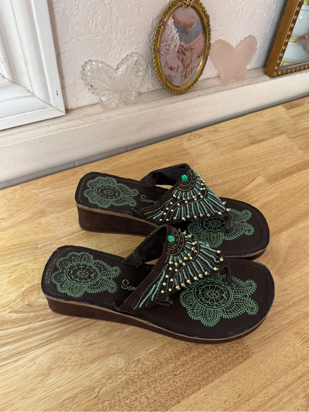 Skechers embellished platform