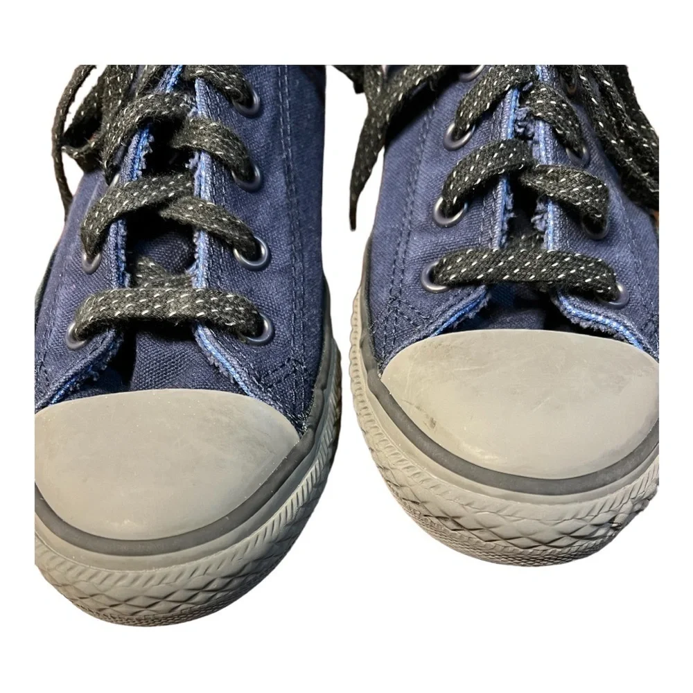 Converse blue grey