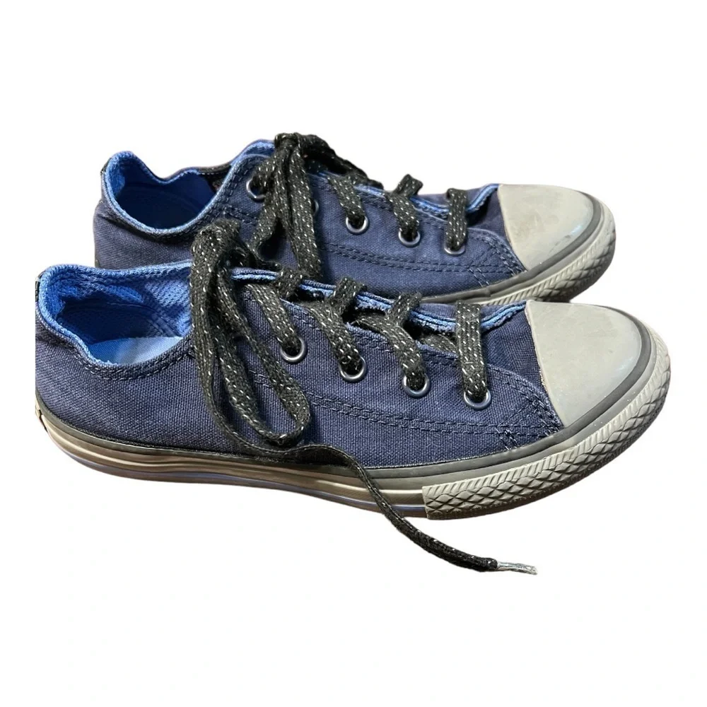 Converse blue grey