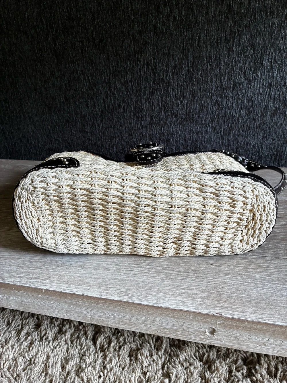 Brighton cream dark trim