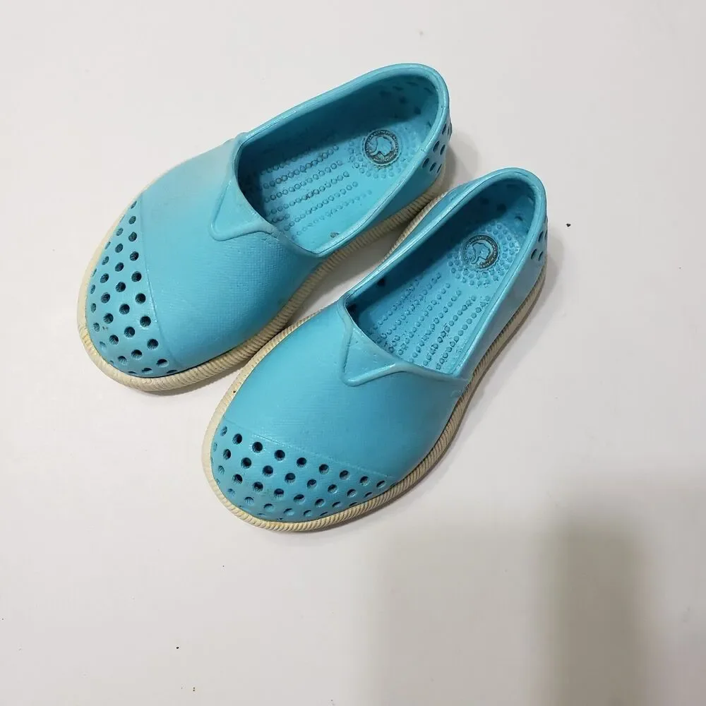 Native Kids Girl 5‎ Bright Blue Breathable Comfort Shoes Eyelet Details Water