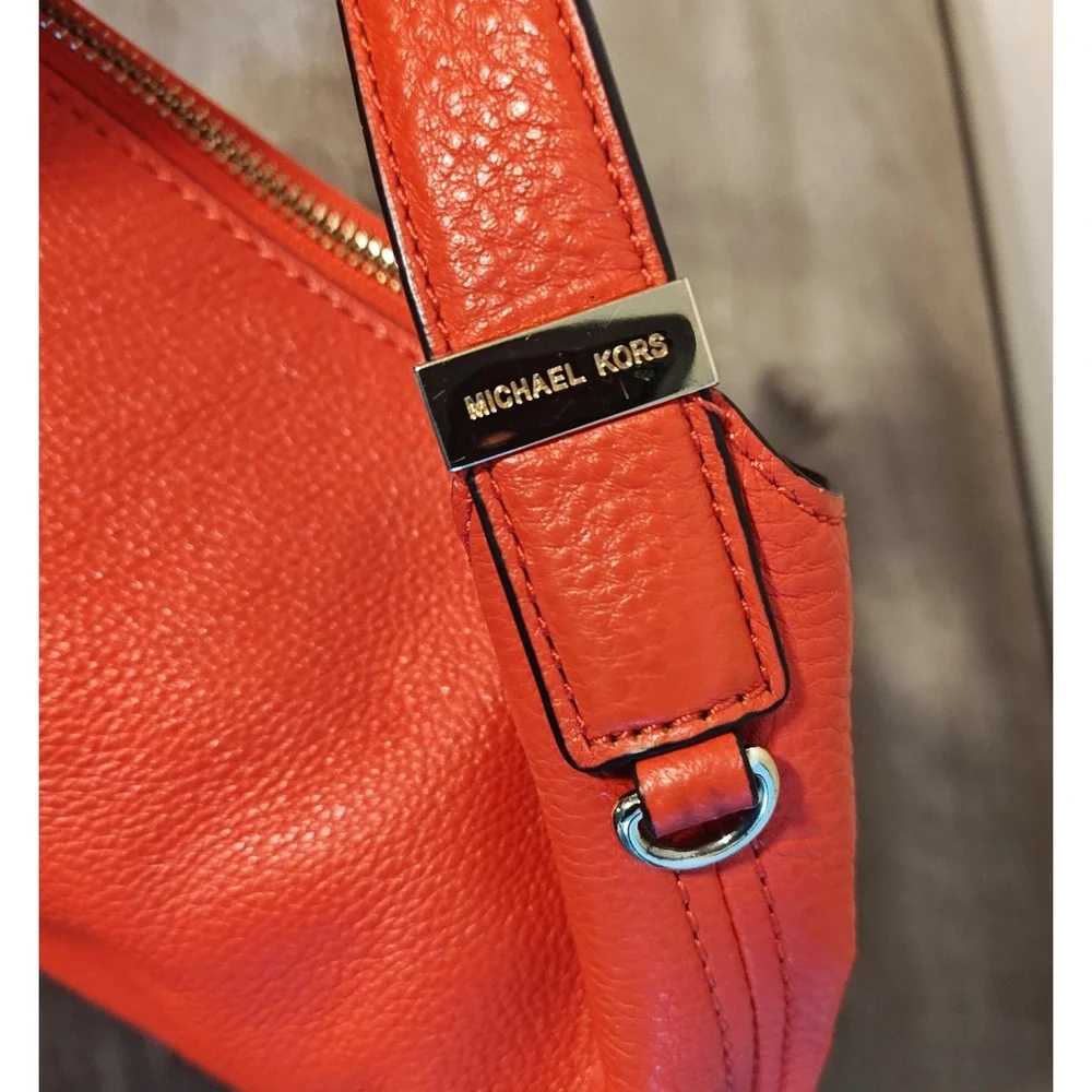 Michael Kors Hobo Crossbody Bag Womens Large Orange Pebbled Leather Tassel Gold
