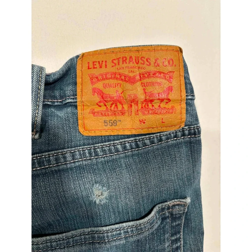 Levis levis 559