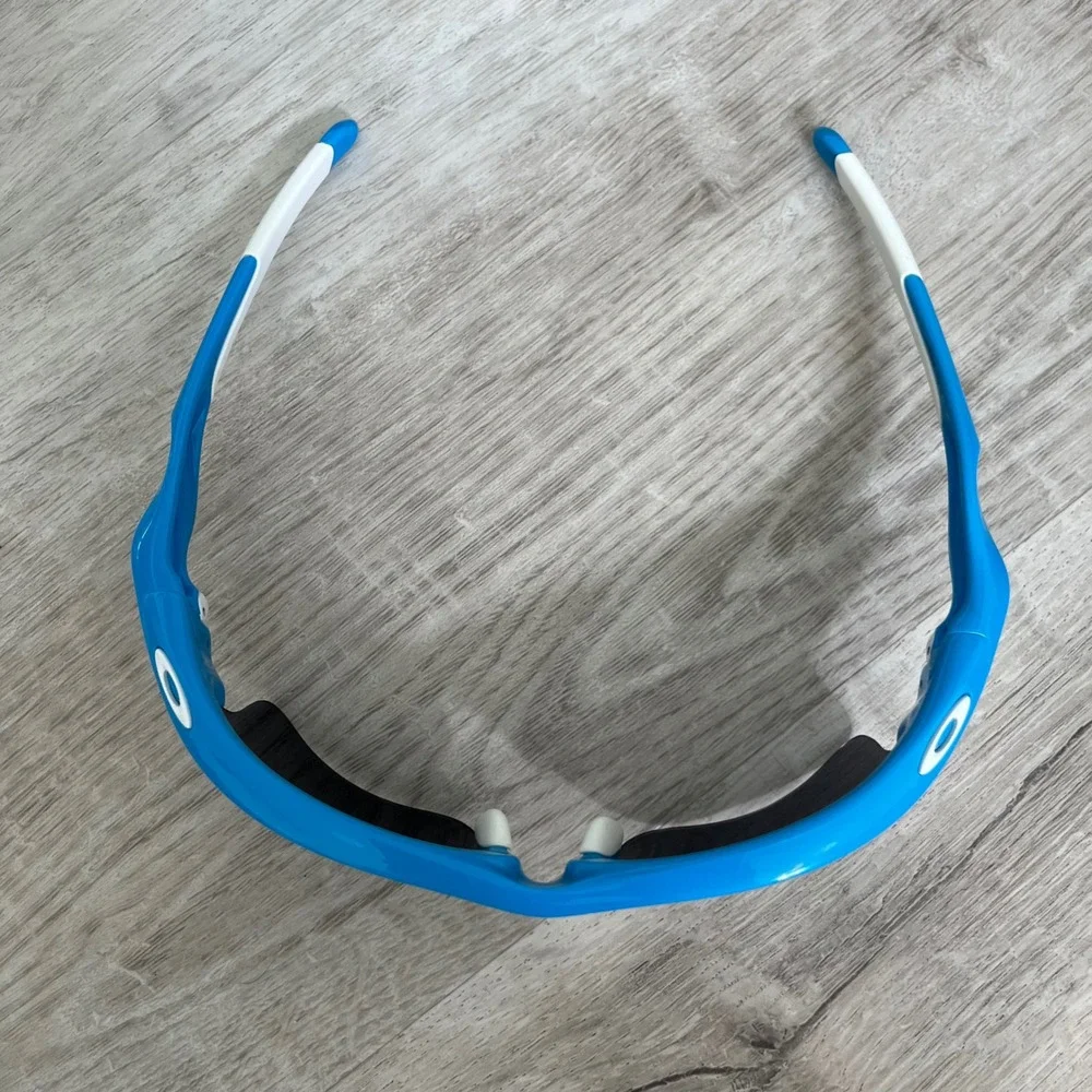 Oakley performance sport