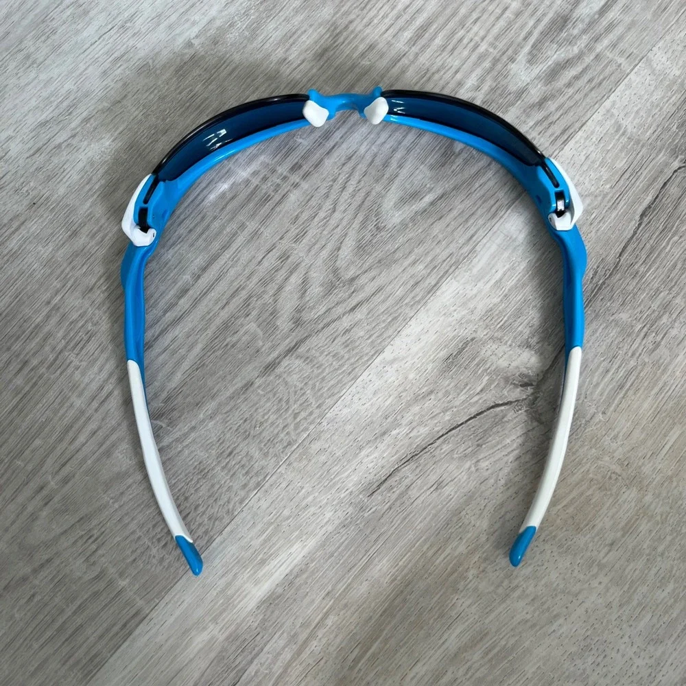 Oakley performance sport