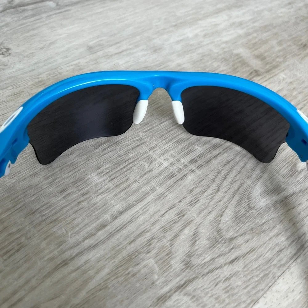 Oakley performance sport