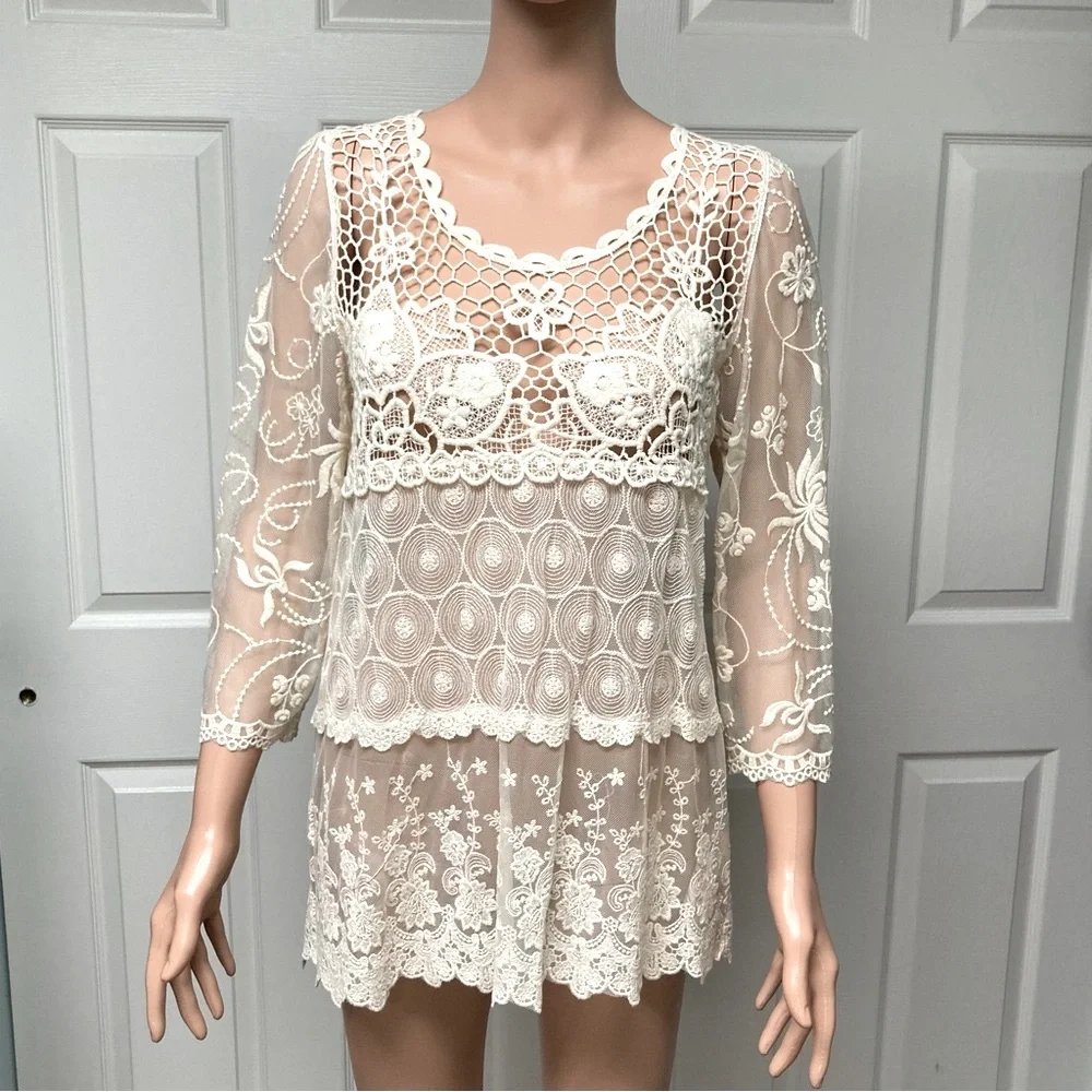 Zara unique lace
