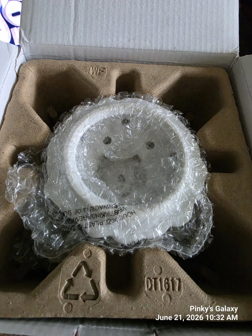 Scentsy white ceramic