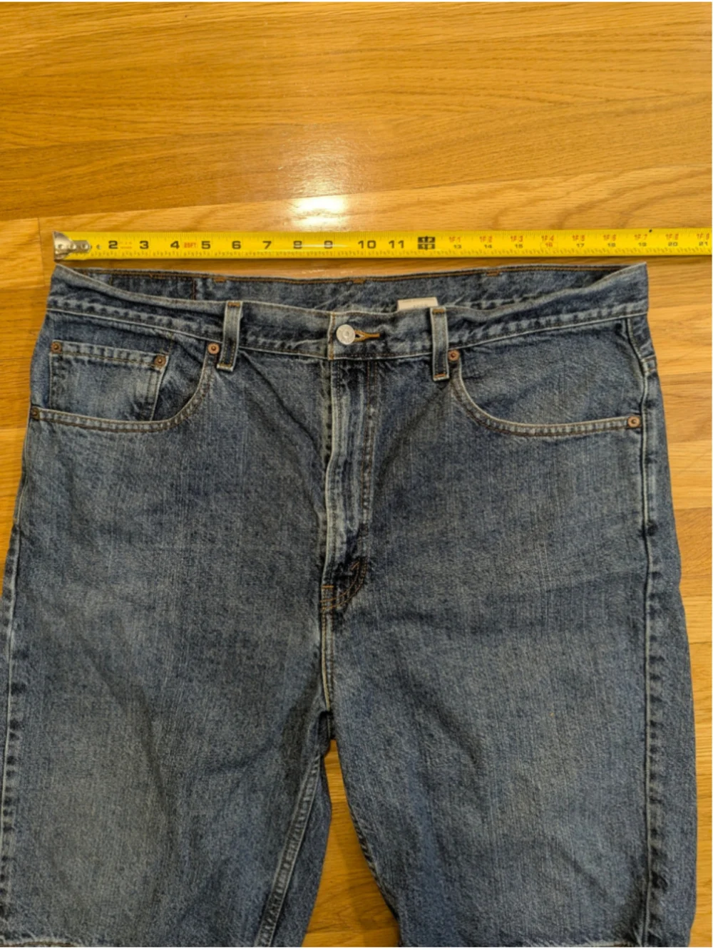 Levi's 505 Regular Fit Jean Shorts Jorts Waist 38