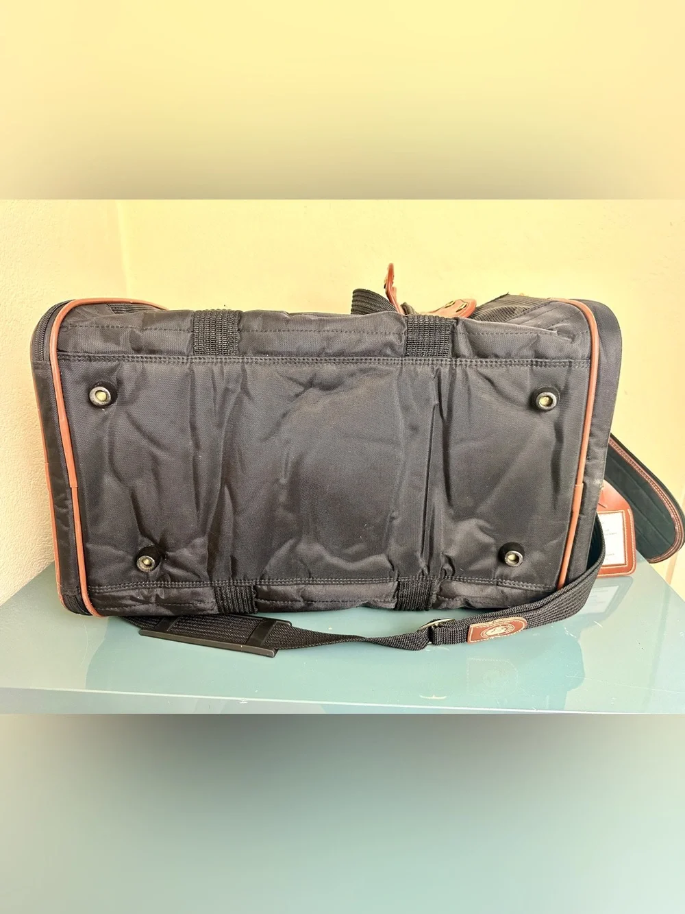 Sherpa Original Deluxe Pet Carrier Medium 22 Soft Side Dog Cat Travel Bag Black