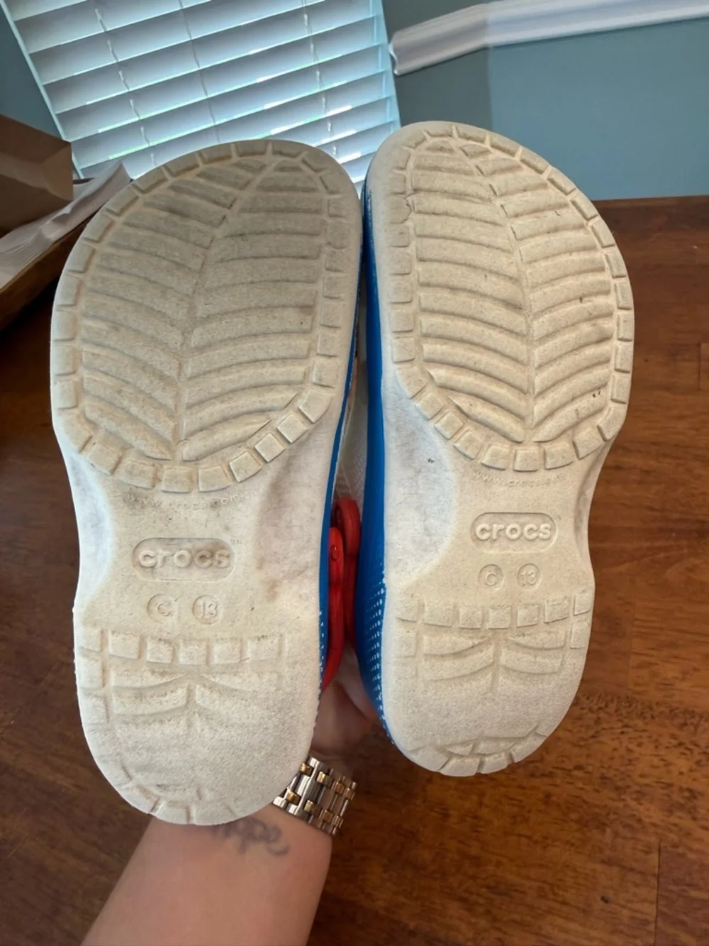 CROCS lightweight clogs