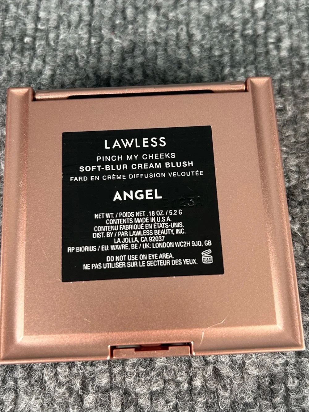 LAWLESS peachy warm evenly