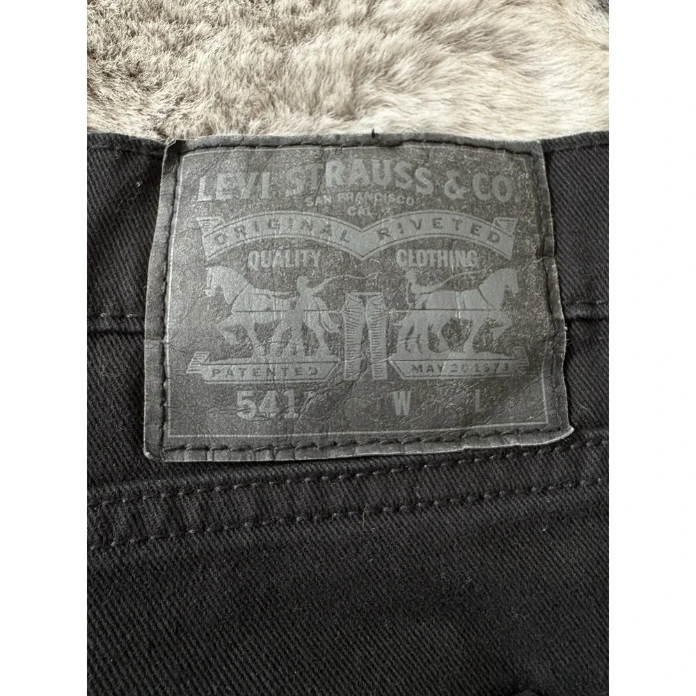 Levi's 541 mens jeans size 48x32 black straight‎ leg