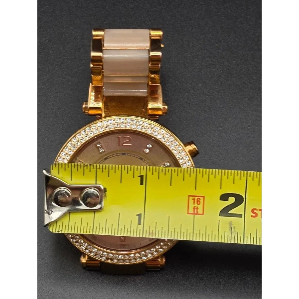 Michael Kors approx fast