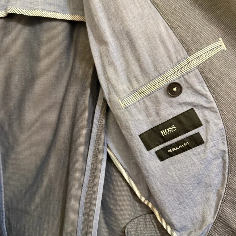Hugo Boss Gray Sporty Two-Button Blazer in cotton fabric