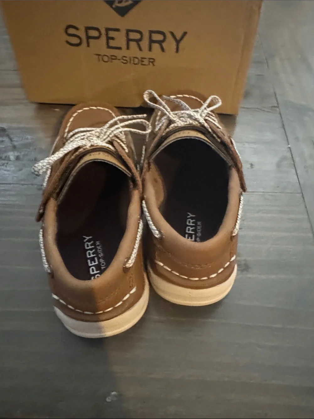 Sperry size 11