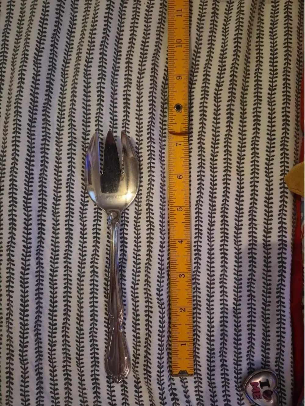 Rogers Cutlery Co. Stainless USA, IS, Serving Fork 7.5