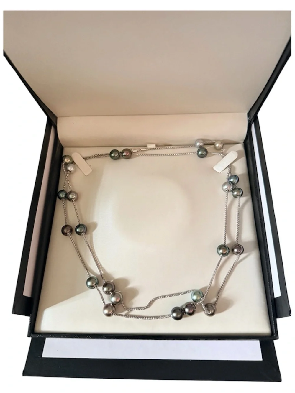 N/A jewelry selling