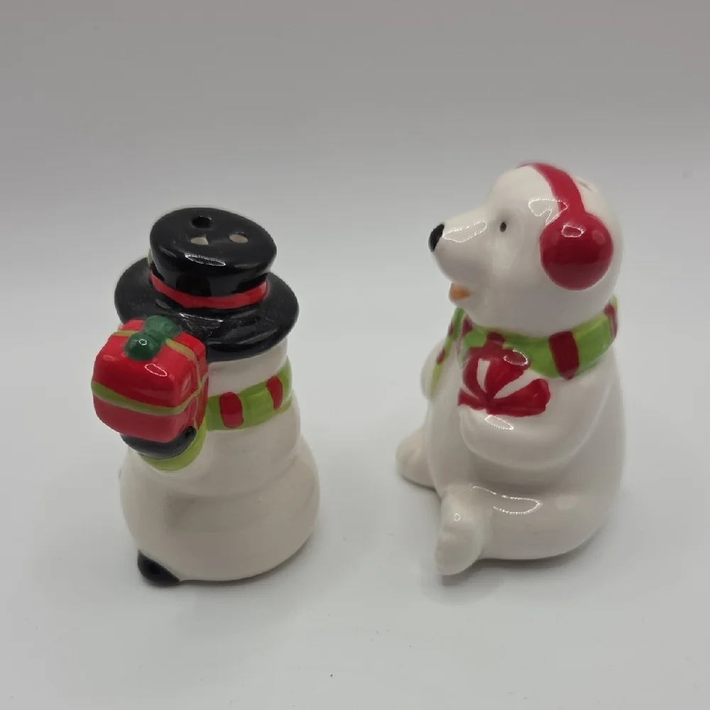 Source Unknown salt pepper