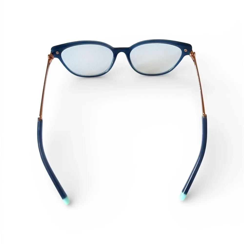 Tiffany & Co. signs eyeglass