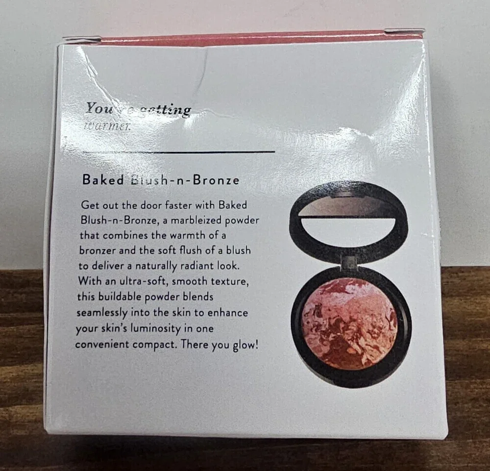 Laura Geller new box