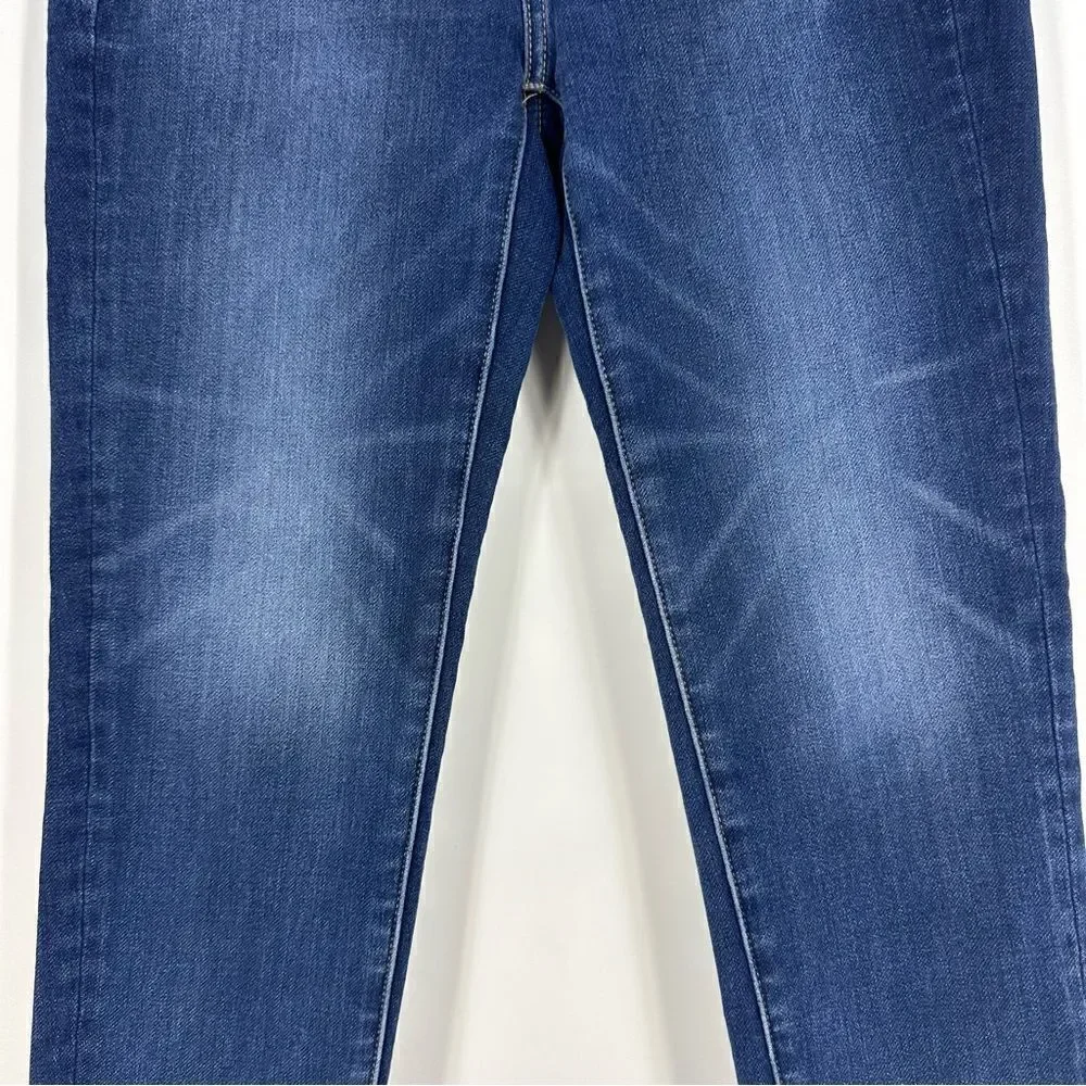 American Eagle Outfitters worn minor
