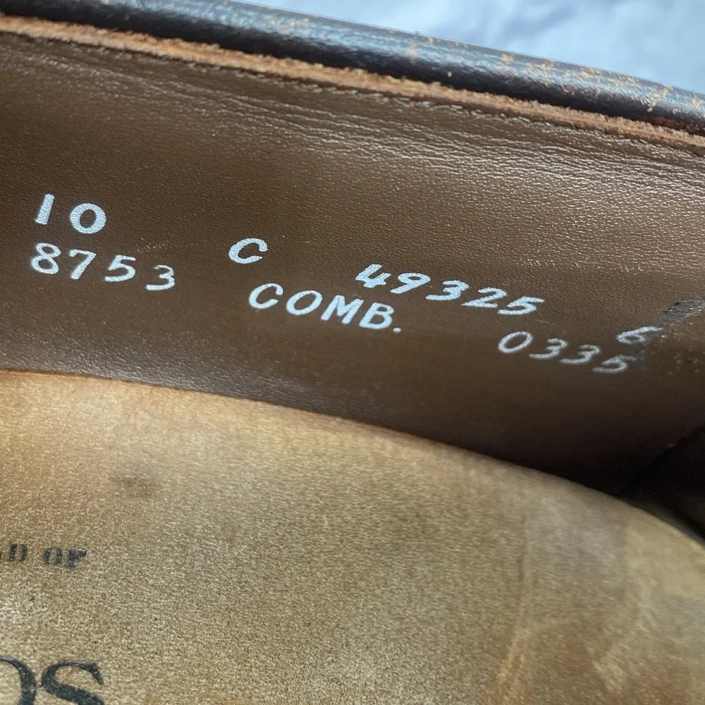 Allen Edmonds cracks perfect