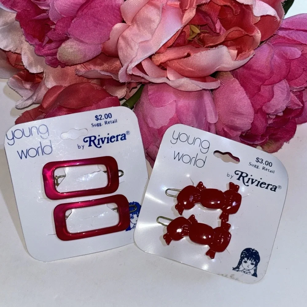 Young World Barrettes Set of Two new old Stock 1980s Girls Plastic Barrettes