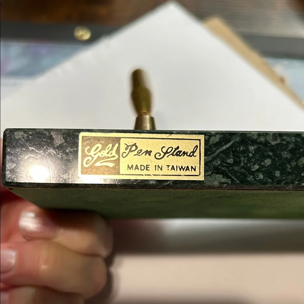 Pen Stand vintage marble