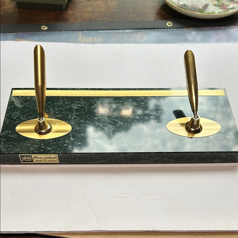 Pen Stand vintage marble