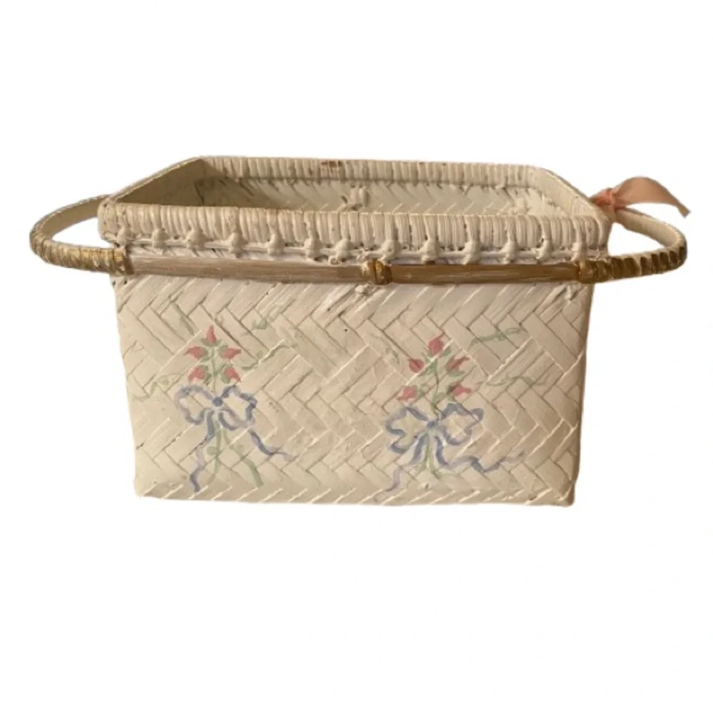 Vintage Set 2 White Wicker Baskets Hand Painted Sturdy Shabby Chic Cottagecore