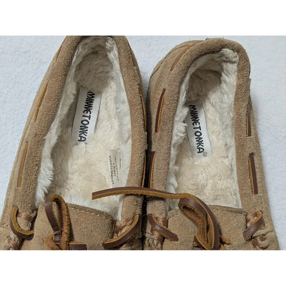 Minnetonka moccasins girls