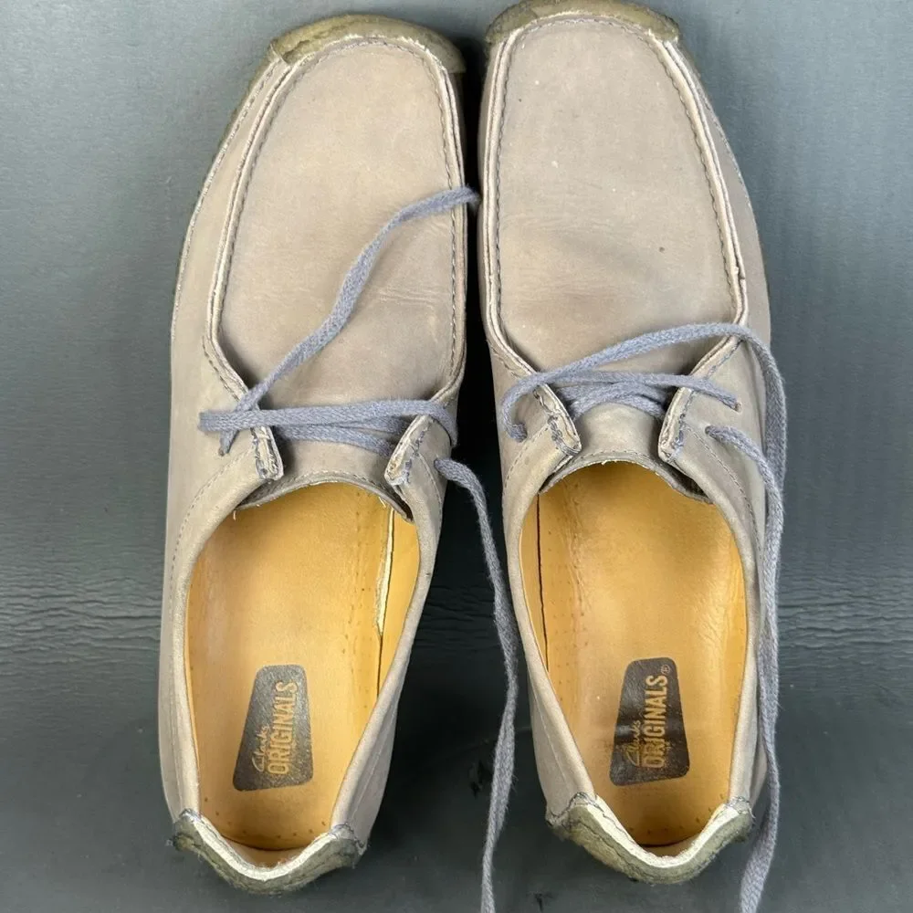 Clarks gently used