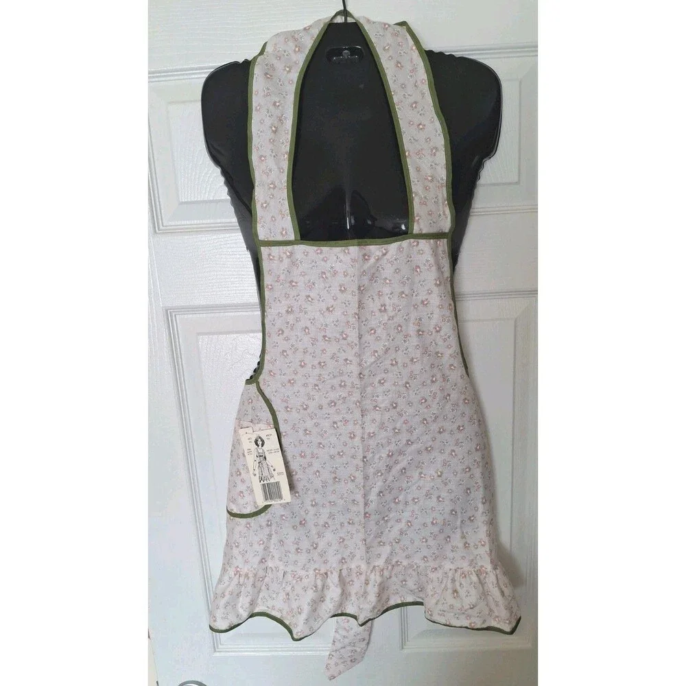 Vintage Hostess Bib Apron Cottagecore Ditzy Floral Print Country Cotton New