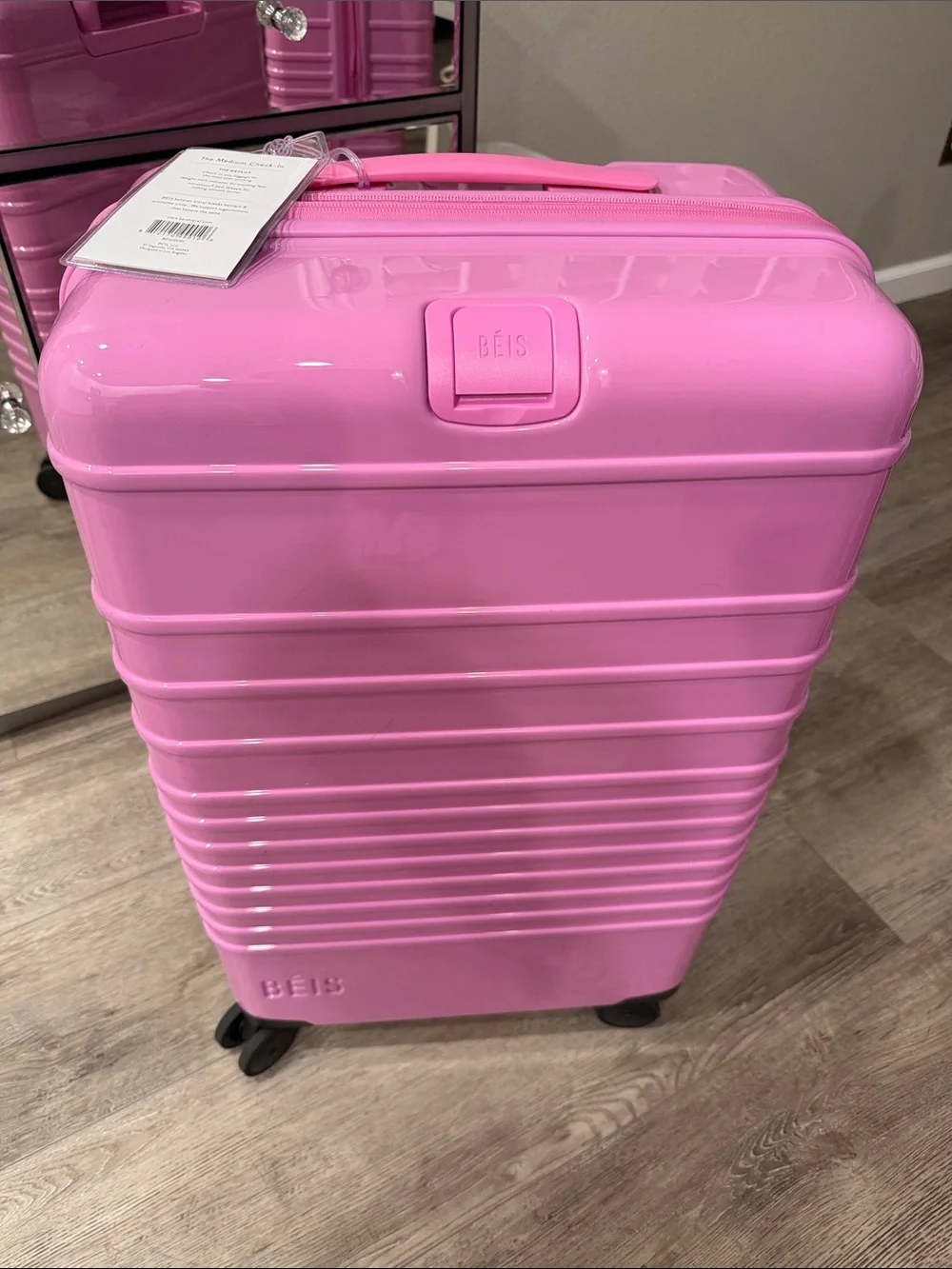 BEIS Glossy MEDIUM Berry Pink Carry-On Spinner 🩷 🍓NWT