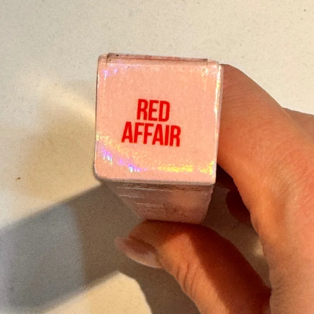 Jeffree Star unleash opulent