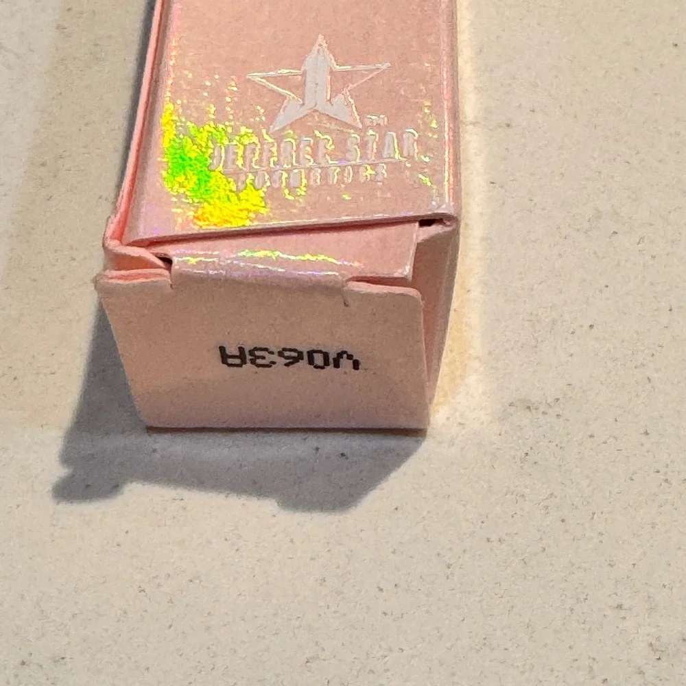 Jeffree Star unleash opulent