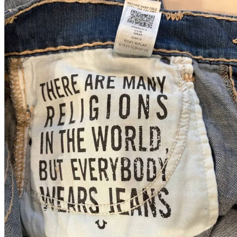 NWT True Religion Ricky straight leg jeans w/ Union Jack Embroidery  Size 38