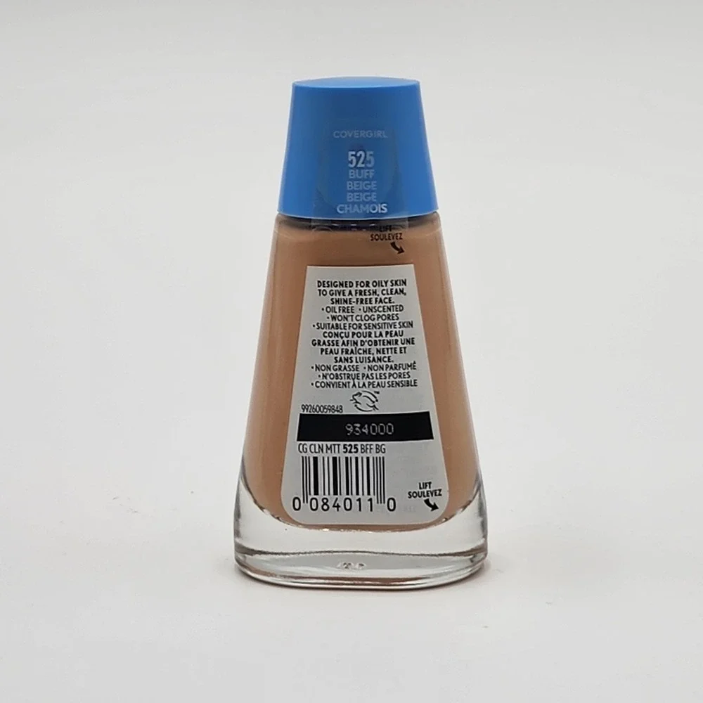 Covergirl Clean Matte Liquid Foundation Buff Beige 525 Oil Control 1 Fl Oz New