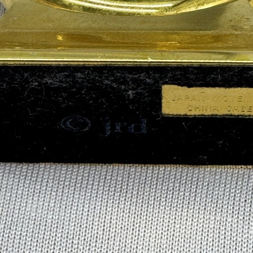 Clock vintage colibri