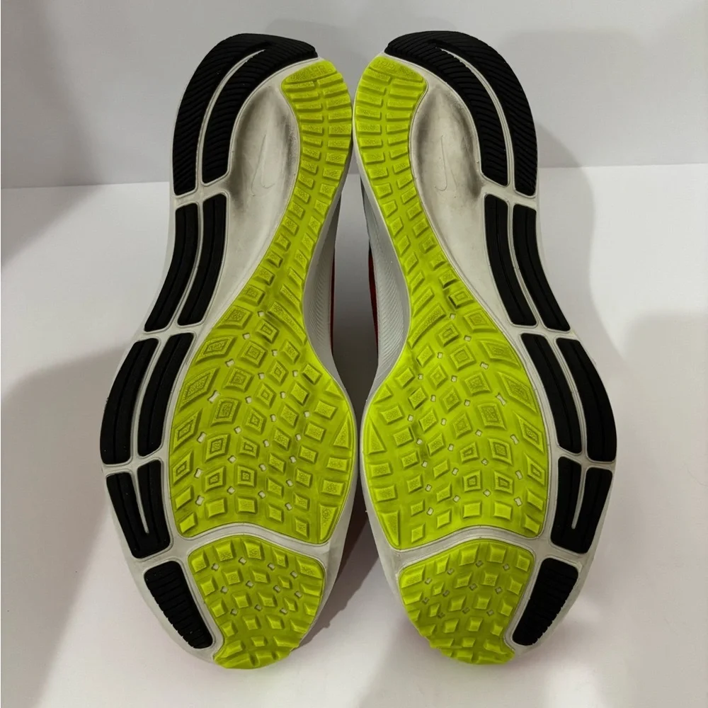 Nike Air Zoom Pegasus 38 size 7