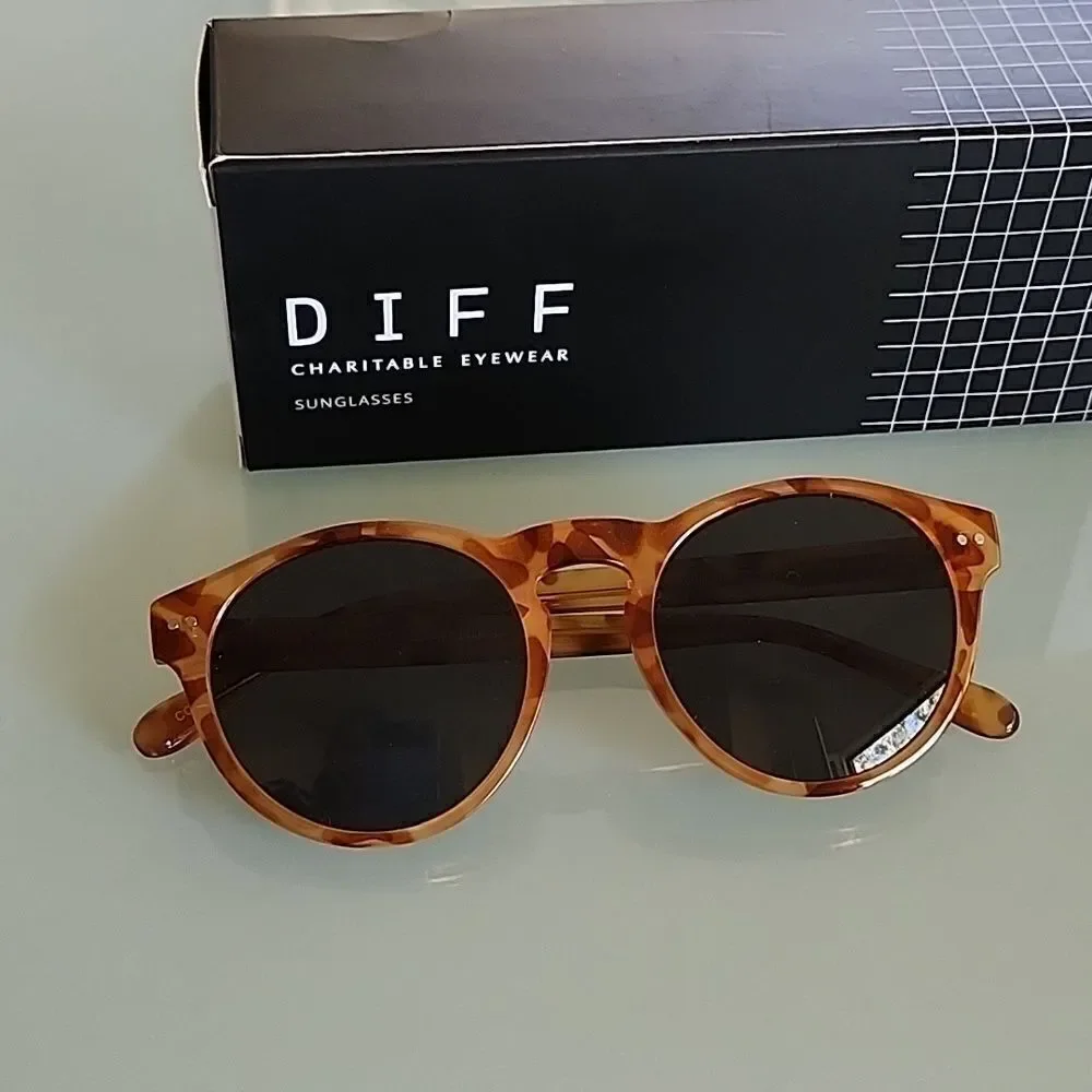 DIFF Cody Sunglasses