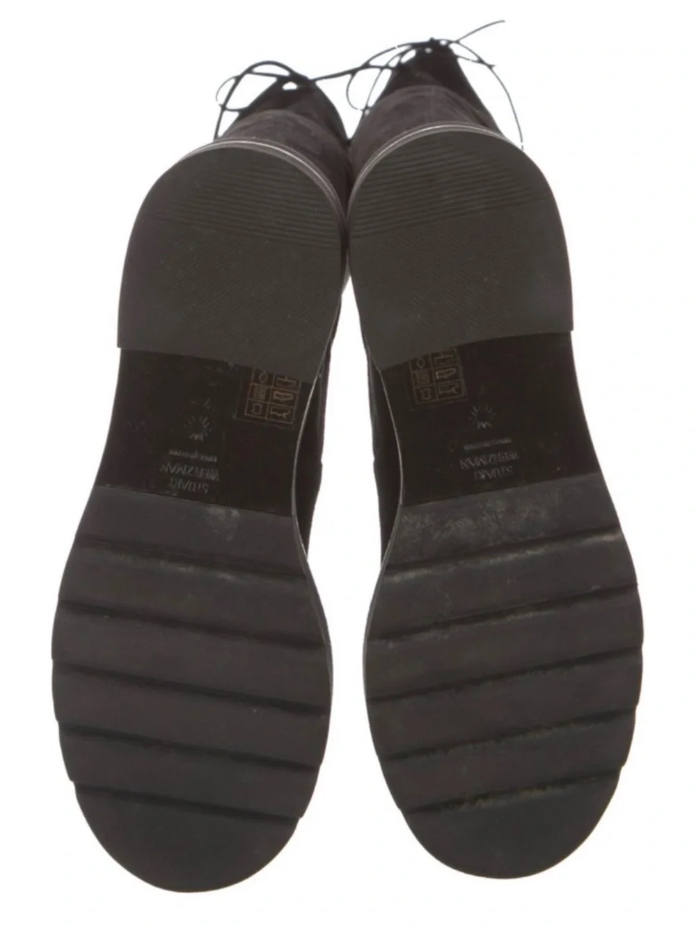 Stuart Weitzman excellent minor