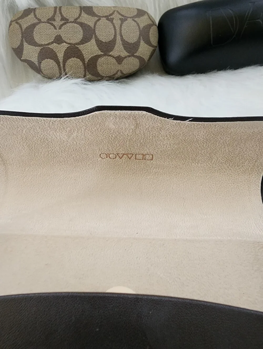 4 Name Brand Sunglass  Cases, Coach Logo, Oliver Peoples, Lilly Pulitzer & .....