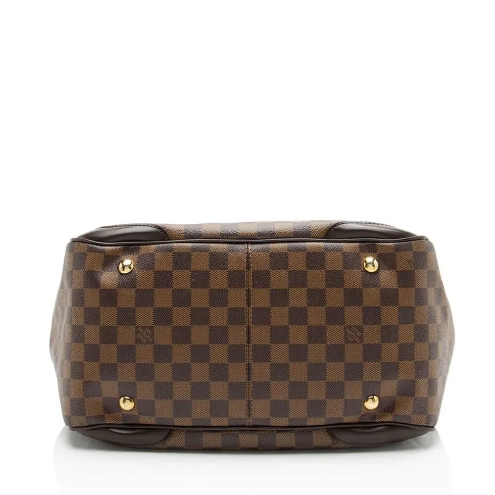 Louis Vuitton recognizable lining